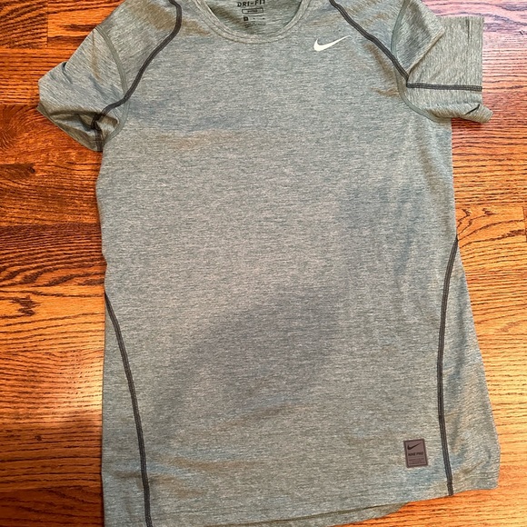 16 Men’s Dri Fit shirts - Picture 2 of 14